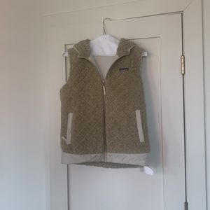 Reversible Patagonia vest